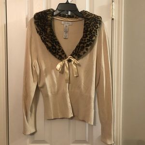 Nine West sweater with detachable collar.